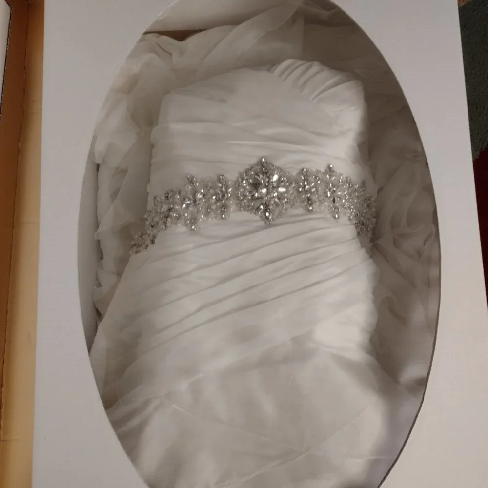 Alfred Angelo White Strapless Wedding Dress - Picture 14 of 14